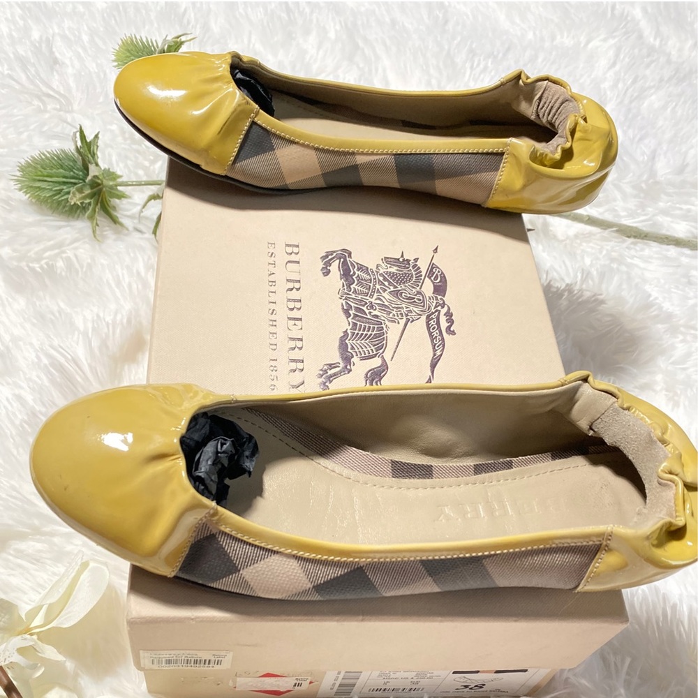 Burberry Flats Checks Beige Sz 38